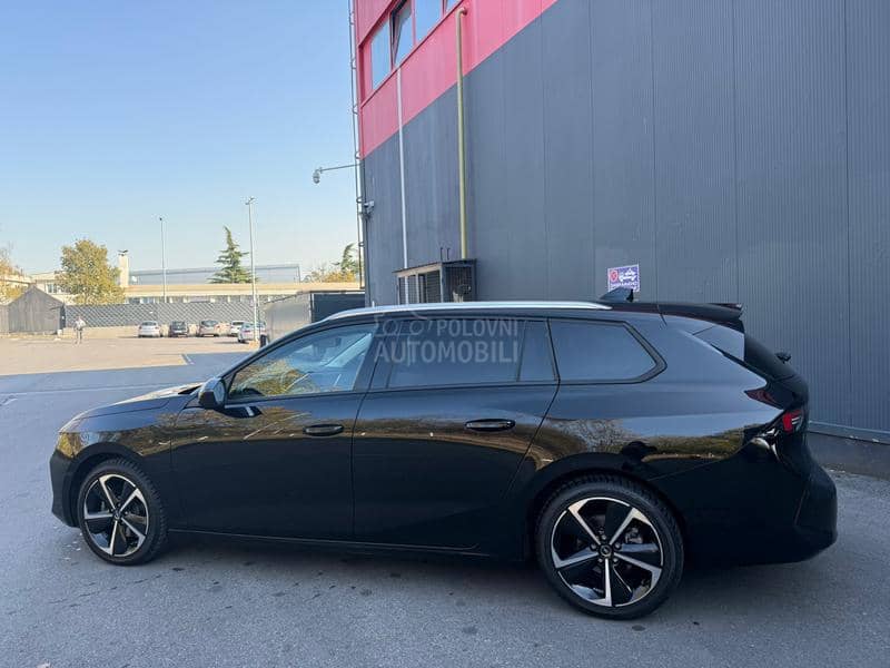 Opel Astra L Sports TOURER
