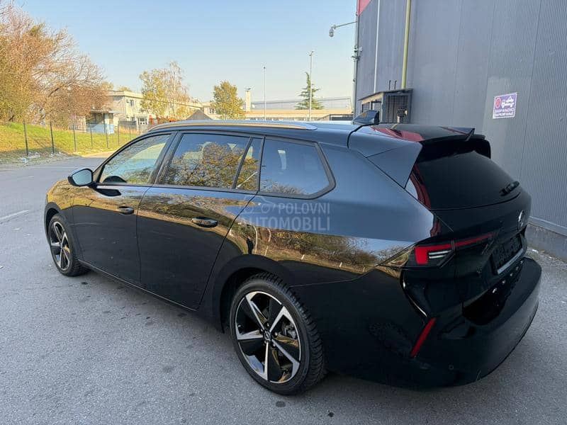 Opel Astra L Sports TOURER