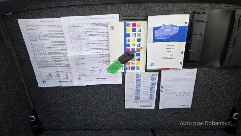 Volkswagen Polo 1.4 b DSG