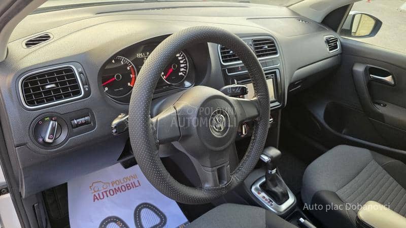Volkswagen Polo 1.4 b DSG