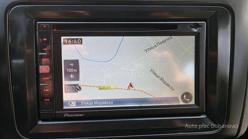 Volkswagen Polo 1.4 b DSG