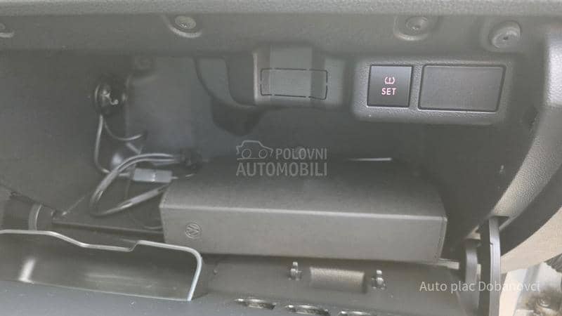 Volkswagen Polo 1.4 b DSG