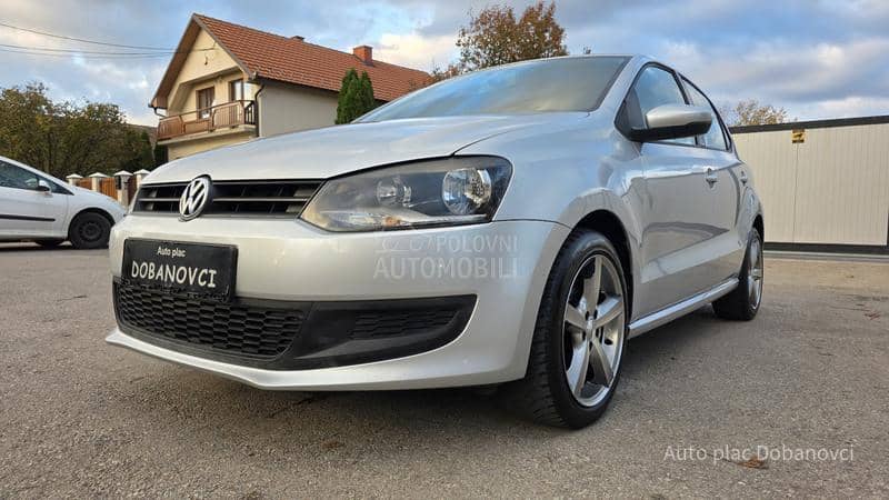 Volkswagen Polo 1.4 b DSG