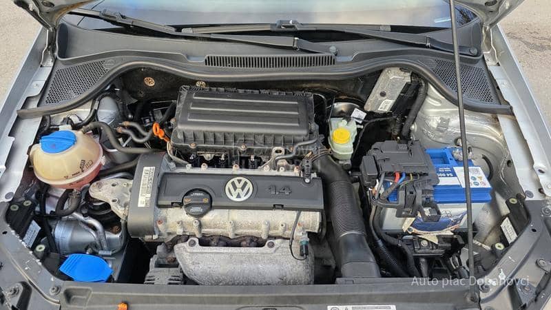 Volkswagen Polo 1.4 b DSG