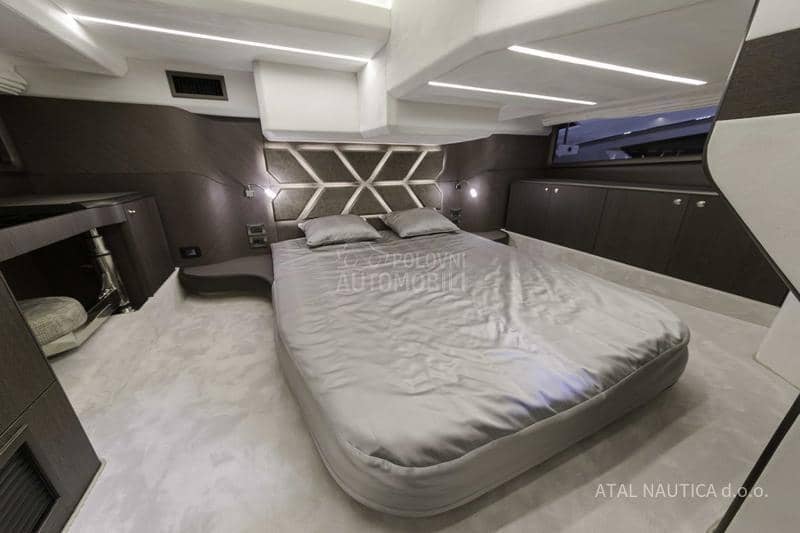 Galeon 400 FLY / 410 HTC