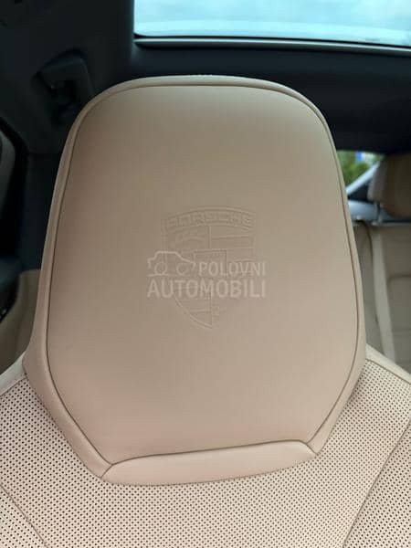 Porsche Cayenne COUPE