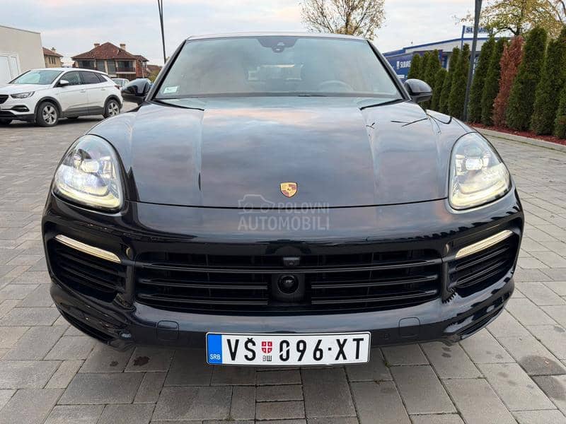Porsche Cayenne COUPE