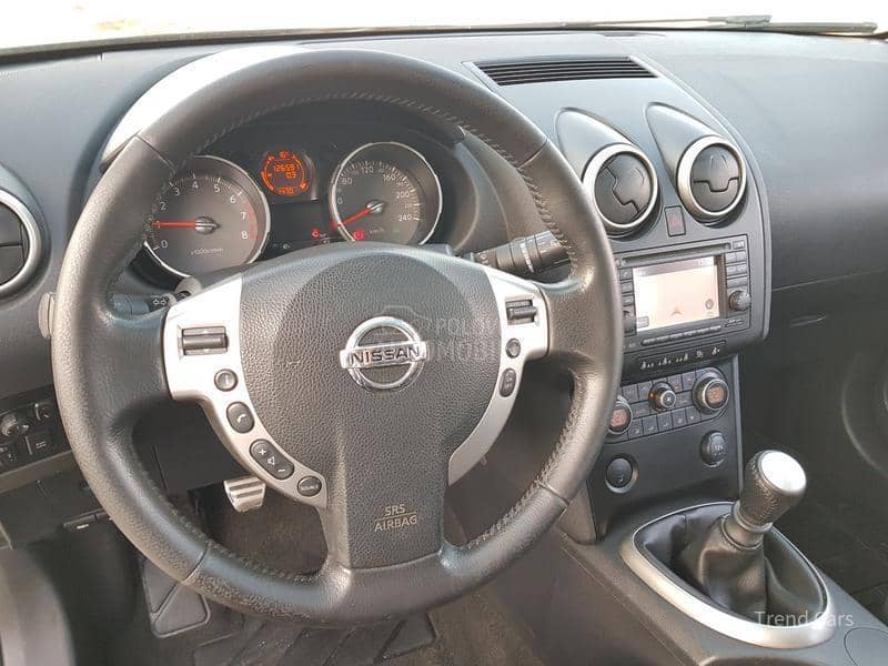 Nissan Qashqai 2.0 B 7 SED  N A V I