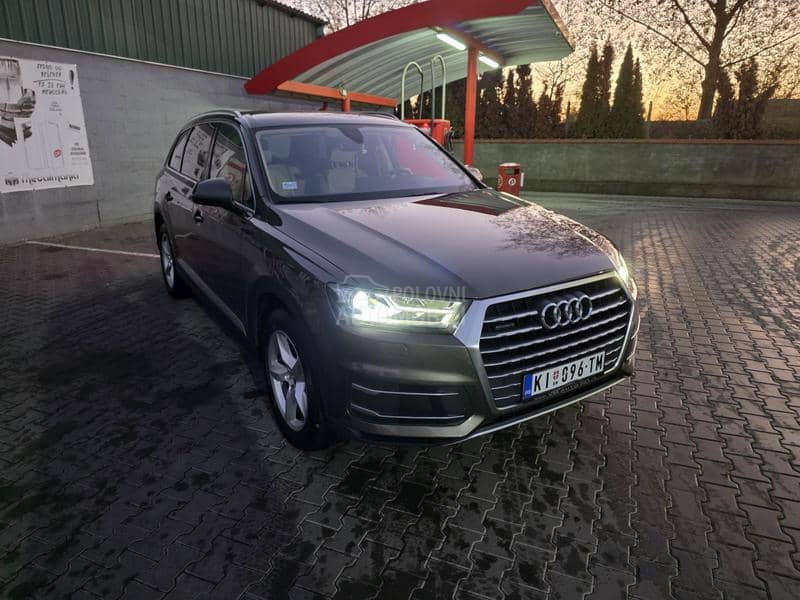 Audi Q7 SALONSKI.PRIMERAK