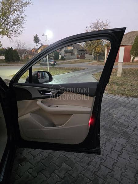 Audi Q7 SALONSKI.PRIMERAK