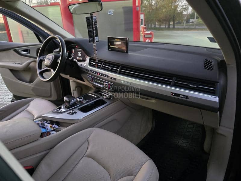 Audi Q7 SALONSKI.PRIMERAK