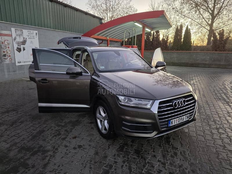 Audi Q7 SALONSKI.PRIMERAK