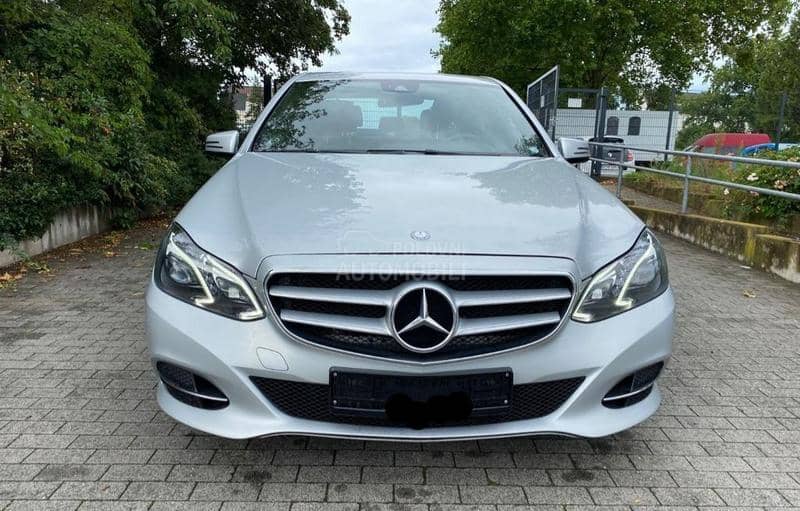 Mercedes Benz E 220 