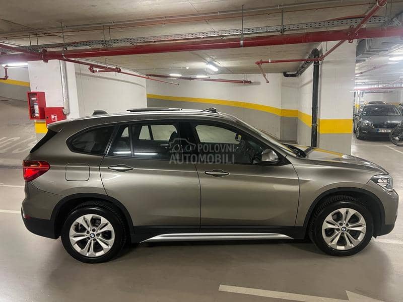 BMW X1 2.0 S-DRIVE PANO