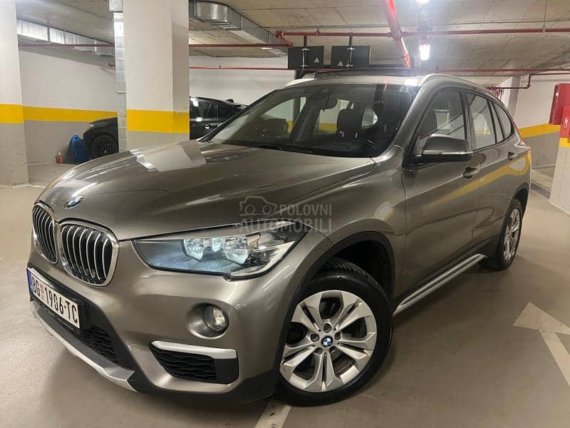 BMW X1 2.0 S-DRIVE PANO
