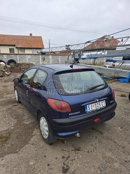 Peugeot 206 