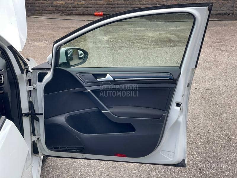 Volkswagen Golf 7 HIGHLINE