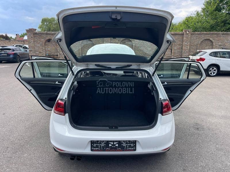 Volkswagen Golf 7 HIGHLINE
