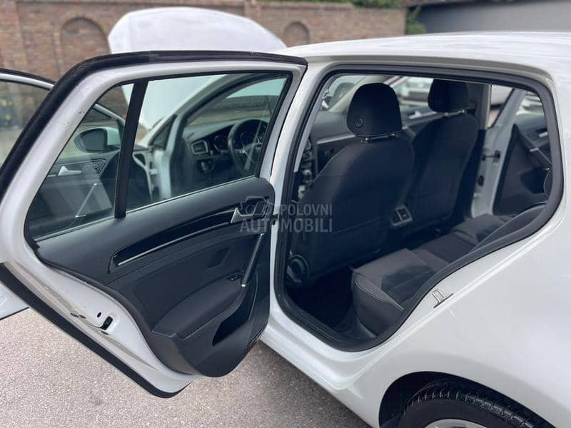 Volkswagen Golf 7 HIGHLINE