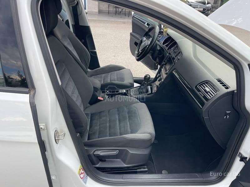 Volkswagen Golf 7 HIGHLINE