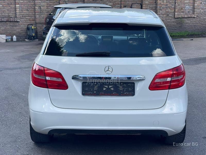 Mercedes Benz B 180 A U T O M A T