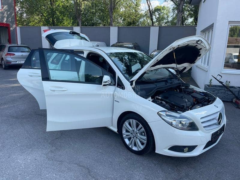 Mercedes Benz B 180 A U T O M A T