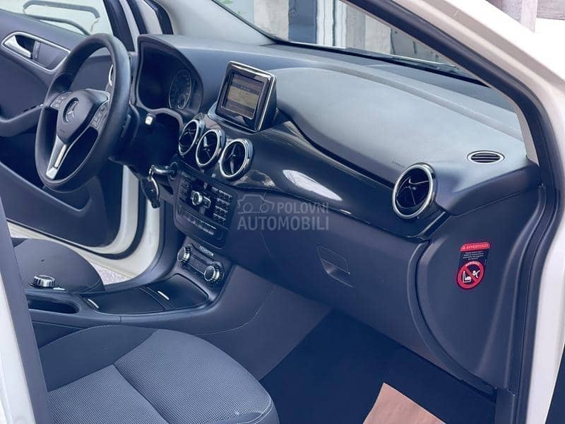 Mercedes Benz B 180 A U T O M A T