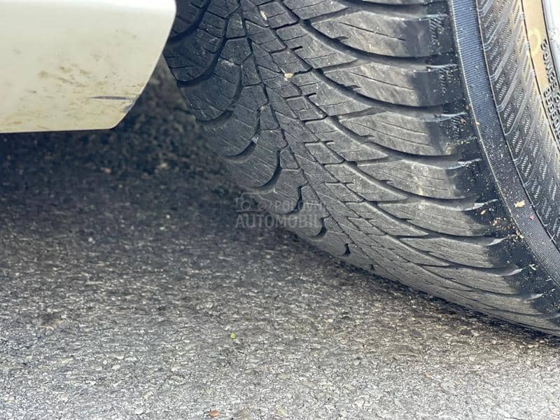 Mercedes Benz B 180 A U T O M A T