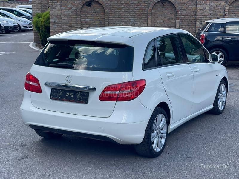 Mercedes Benz B 180 A U T O M A T