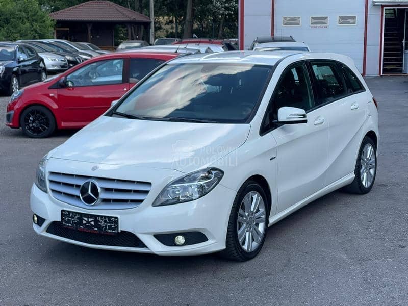 Mercedes Benz B 180 A U T O M A T