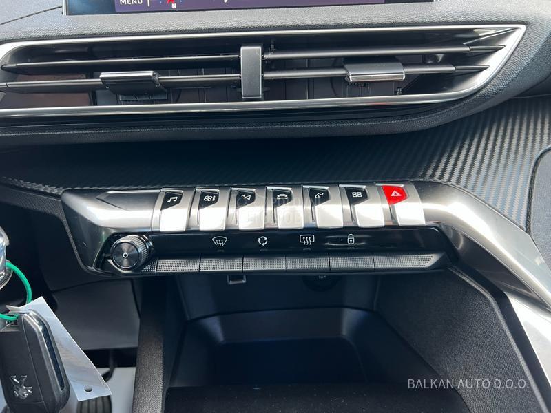 Peugeot 3008 1.5 HDI/NAV/LED