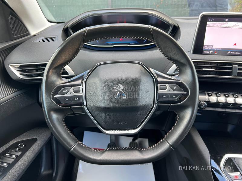 Peugeot 3008 1.5 HDI/NAV/LED