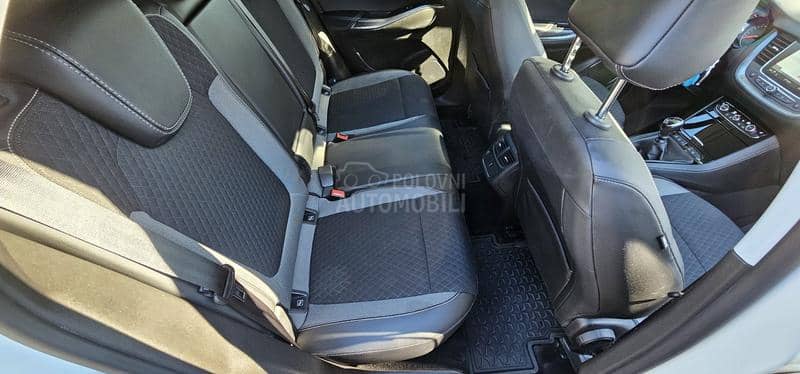 Opel Grandland X 1.5 cdi innovation