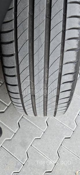 Citroen C4 Cactus 1.2 VEL.S.E.R.V