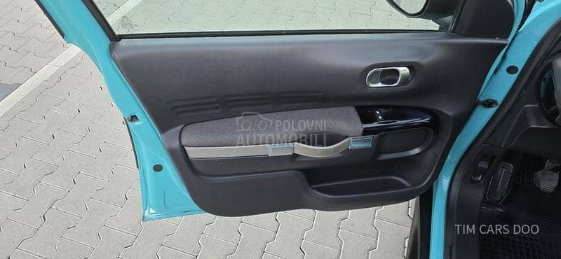 Citroen C4 Cactus 1.2 VEL.S.E.R.V