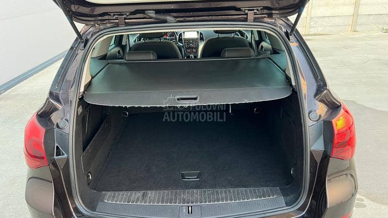 Opel Astra J 1.7 CDTI SPORT/nav