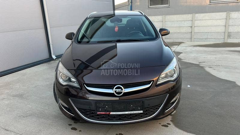 Opel Astra J 1.7 CDTI SPORT/nav