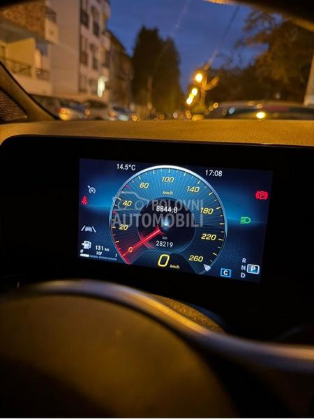 Mercedes Benz GLA 200 