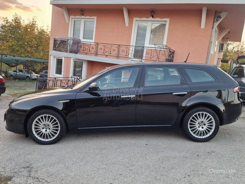 Alfa Romeo 159 