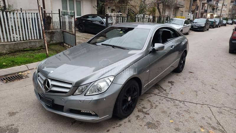 Mercedes Benz E 250 250 CGI