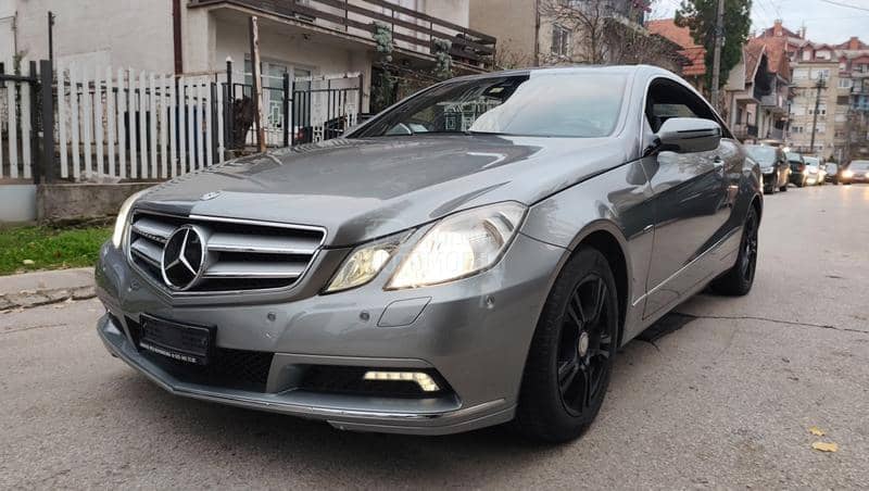 Mercedes Benz E 250 250 CGI