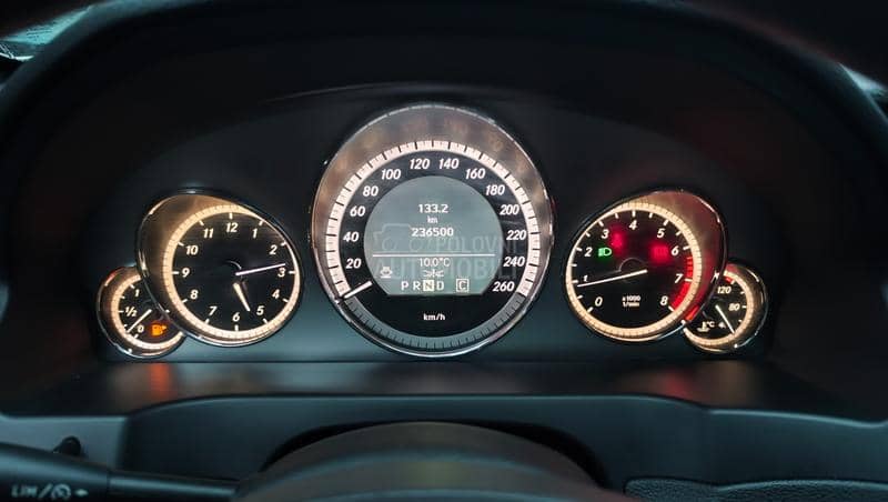 Mercedes Benz E 250 250 CGI