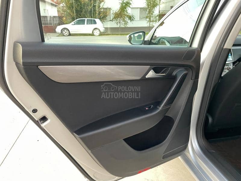Volkswagen Passat B7 2.0  TDI