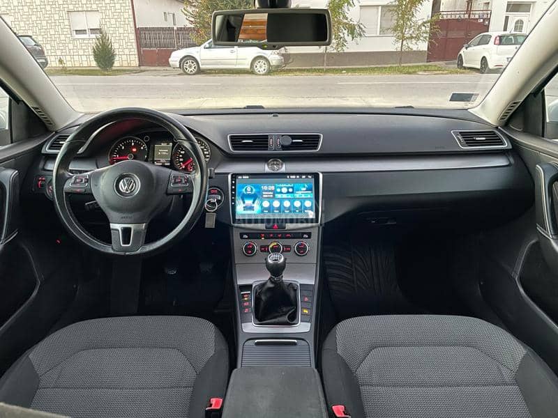 Volkswagen Passat B7 2.0  TDI