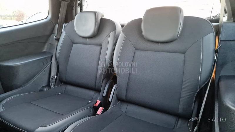 Renault Twingo KREDlTl/NIGHT-DAY