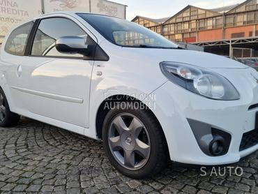 Renault Twingo KREDlTl/NIGHT-DAY