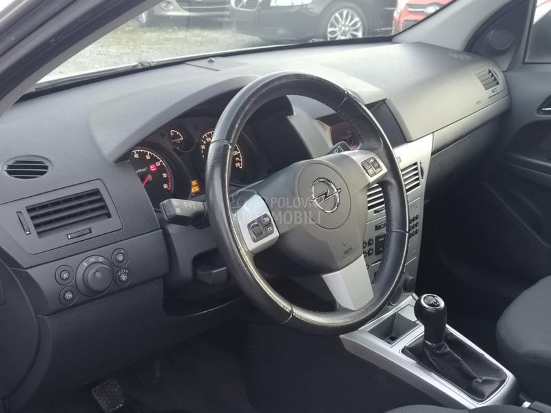 Opel Astra H 1.6