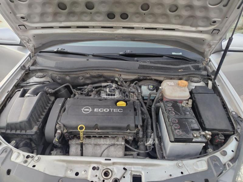 Opel Astra H 1.6
