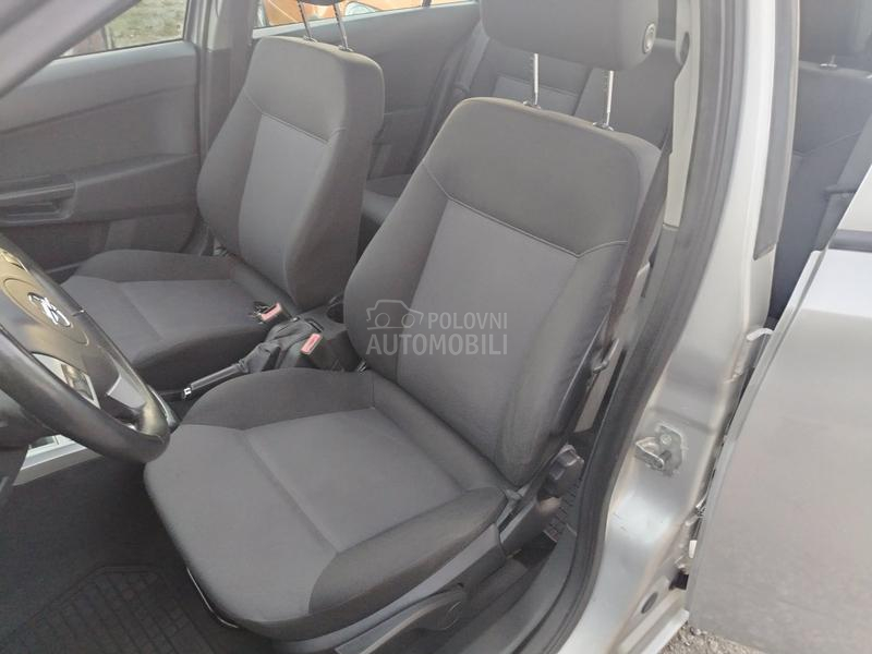 Opel Astra H 1.6