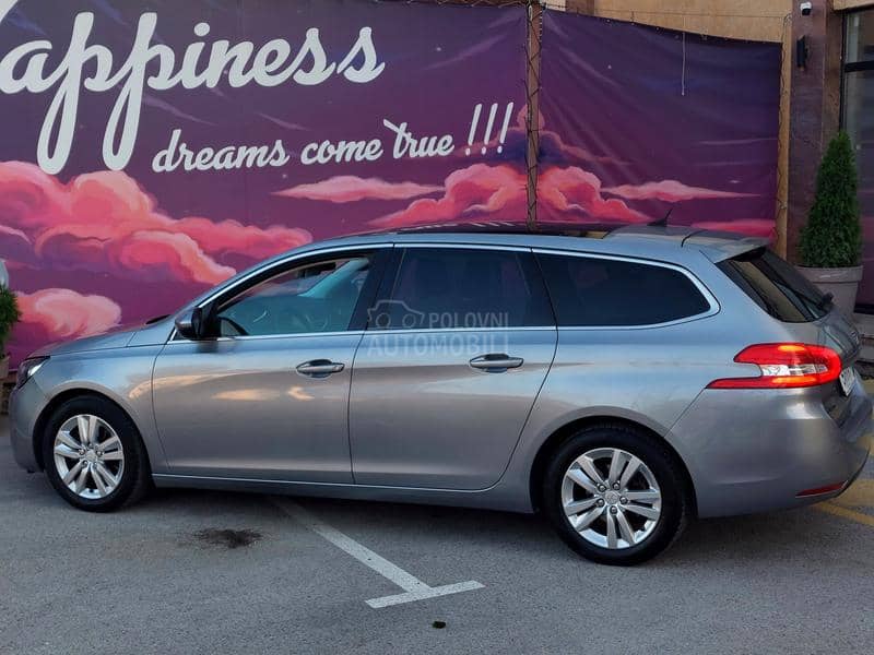 Peugeot 308 1.6BlueHDI LED/PANO